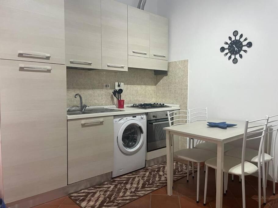 Residenza Niutta- Roma Διαμέρισμα Εξωτερικό φωτογραφία